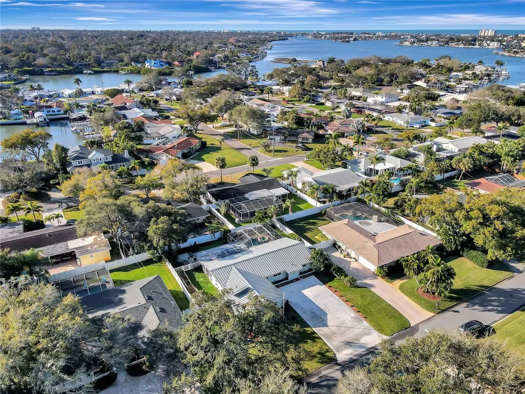 809 Jacaranda Drive Largo FL 33770