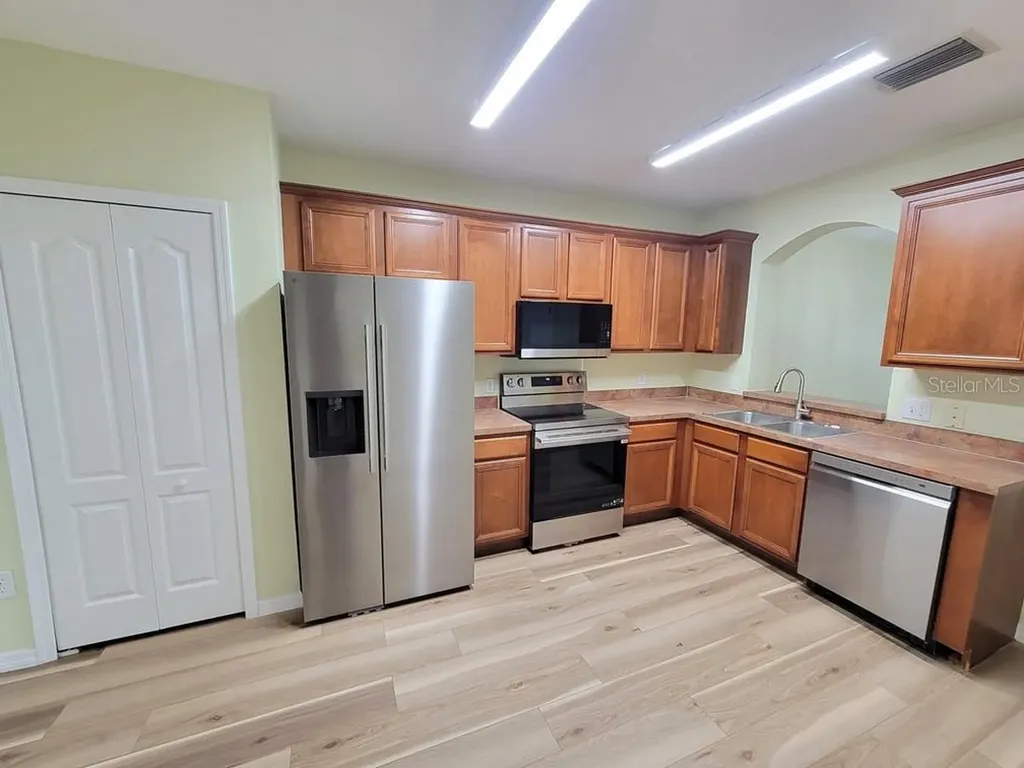16414 Swan View Circle Odessa FL 33556