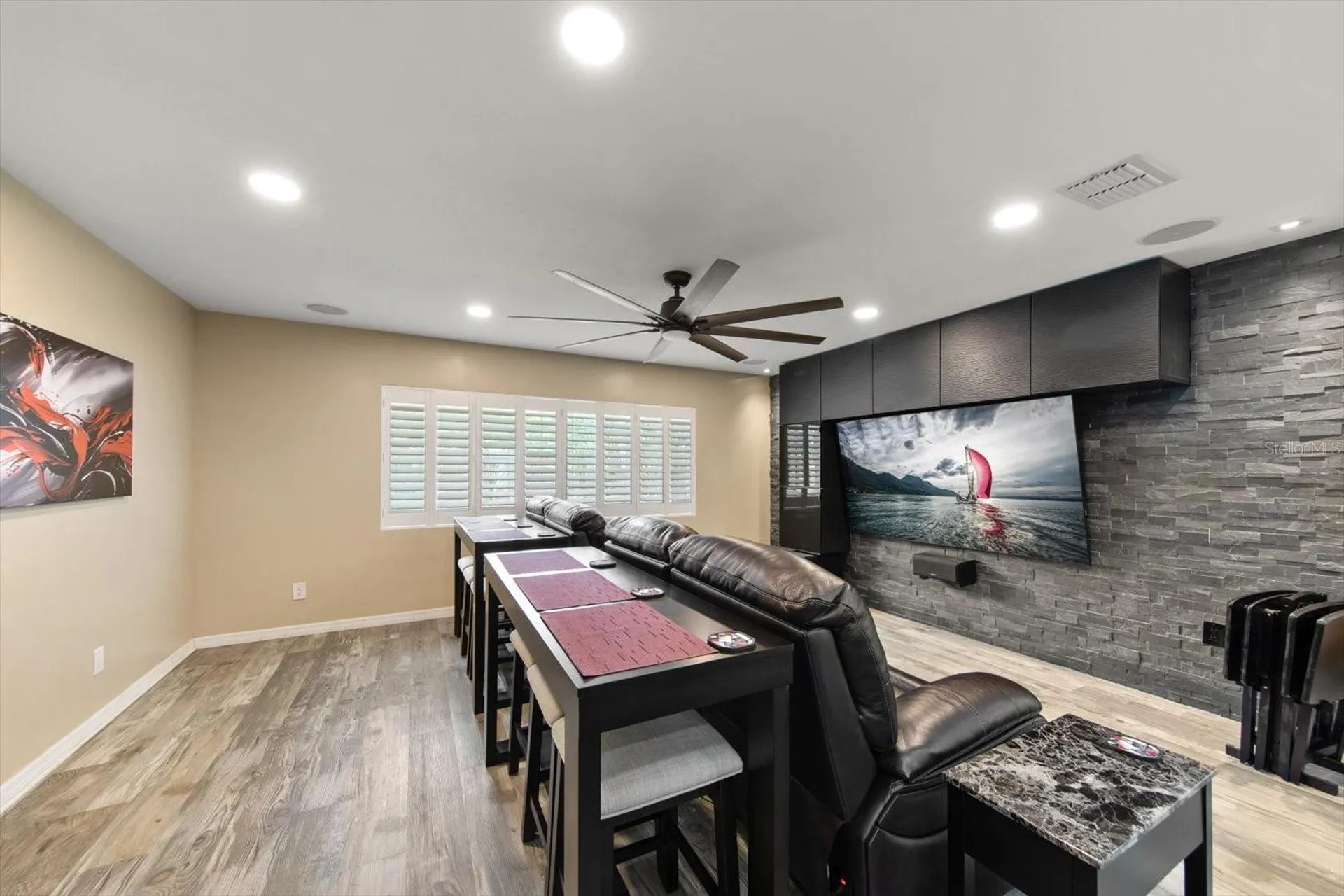 5015 20th Avenue N St Petersburg FL 33710
