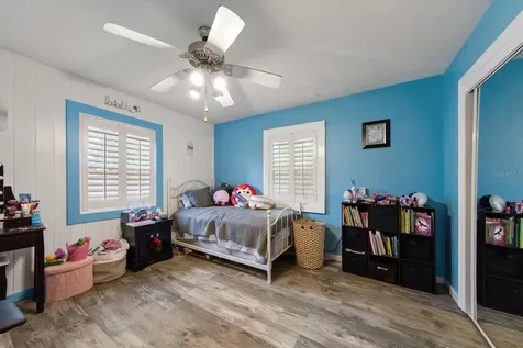 5015 20th Avenue N St Petersburg FL 33710