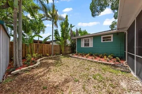 5015 20th Avenue N St Petersburg FL 33710