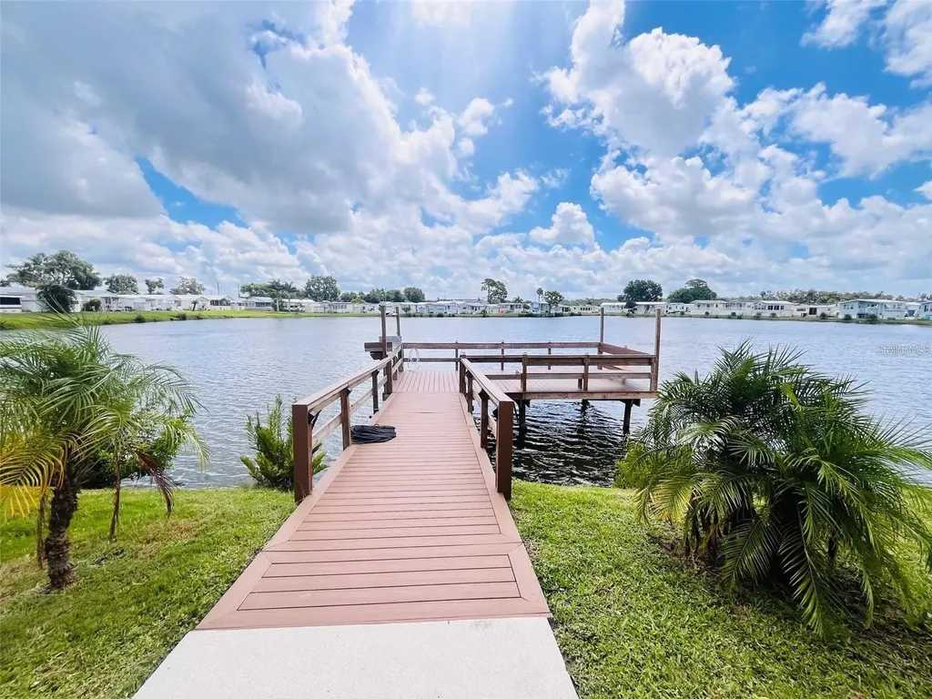 2215 73rd Street E Palmetto FL 34221