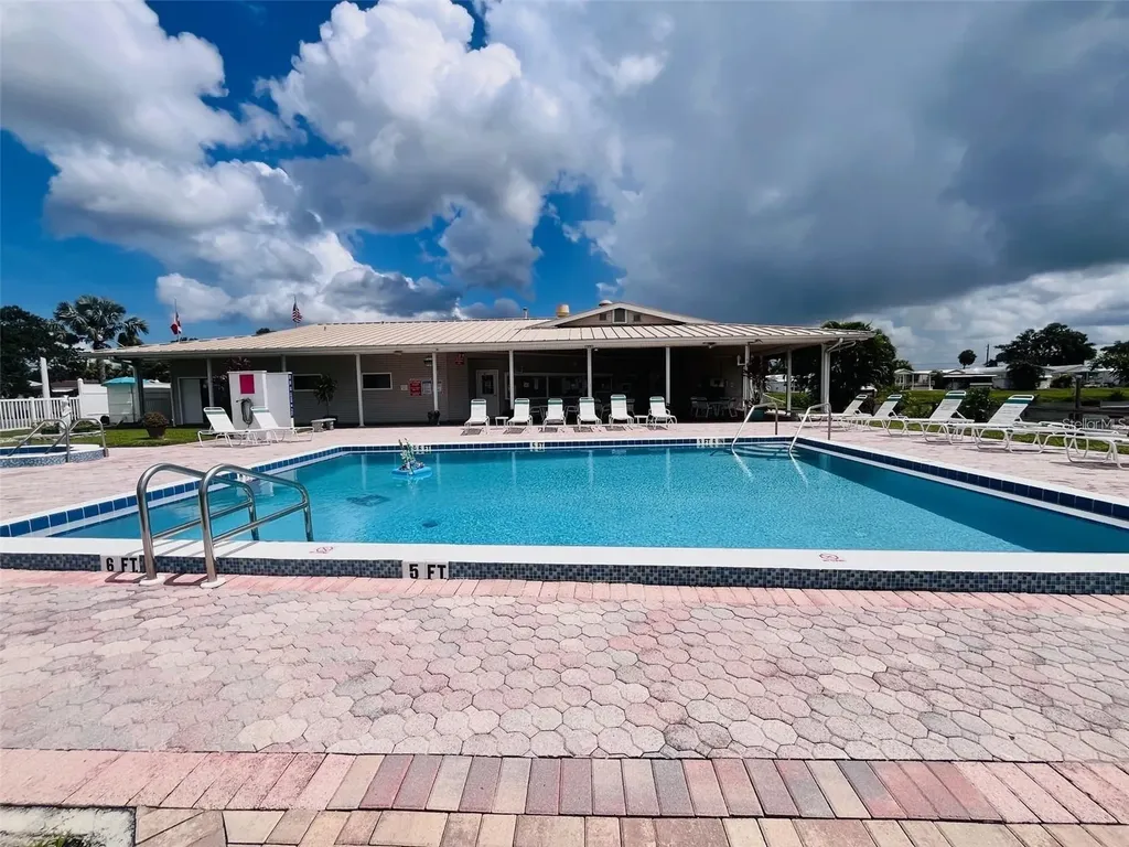 2215 73rd Street E Palmetto FL 34221