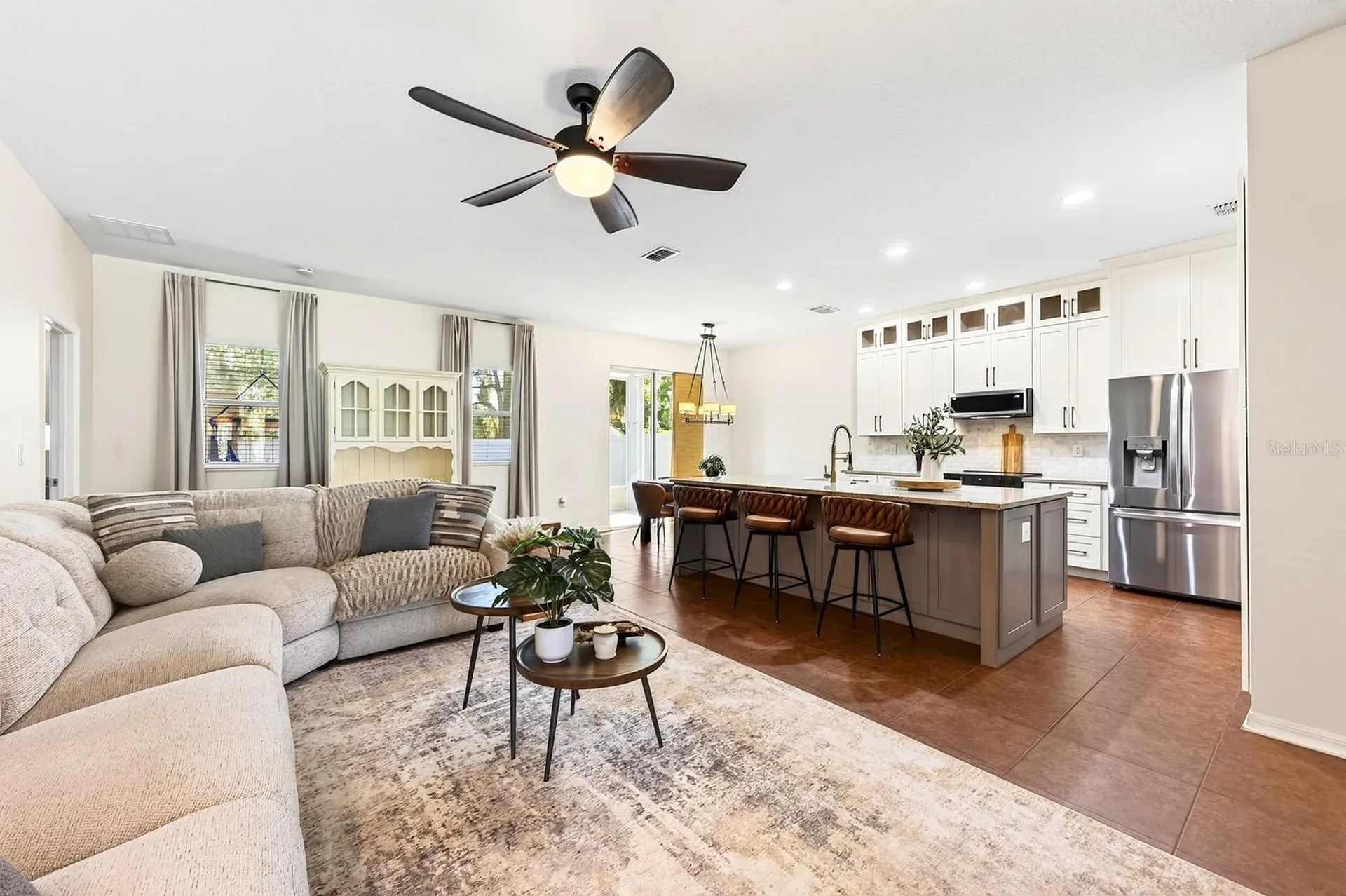 233 W Fiesta Key Loop Deland FL 32720