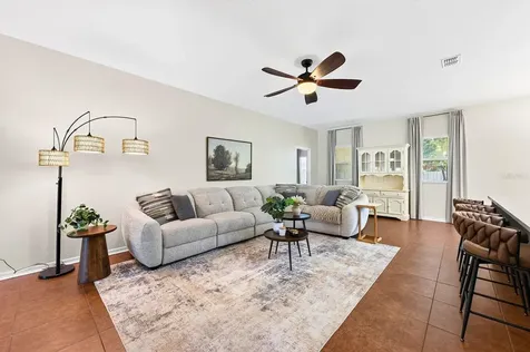 233 W Fiesta Key Loop Deland FL 32720