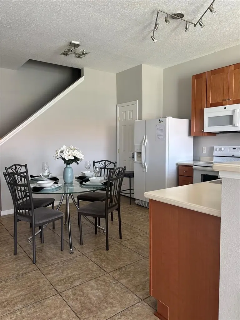 5479 Paradise Cay Circle Kissimmee FL 34746