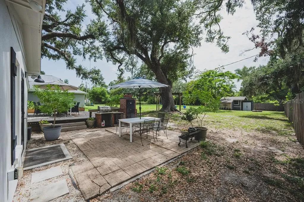 216 18th Street E Bradenton FL 34208