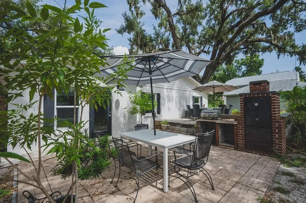 216 18th Street E Bradenton FL 34208