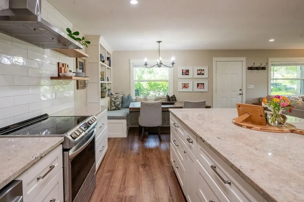 216 18th Street E Bradenton FL 34208