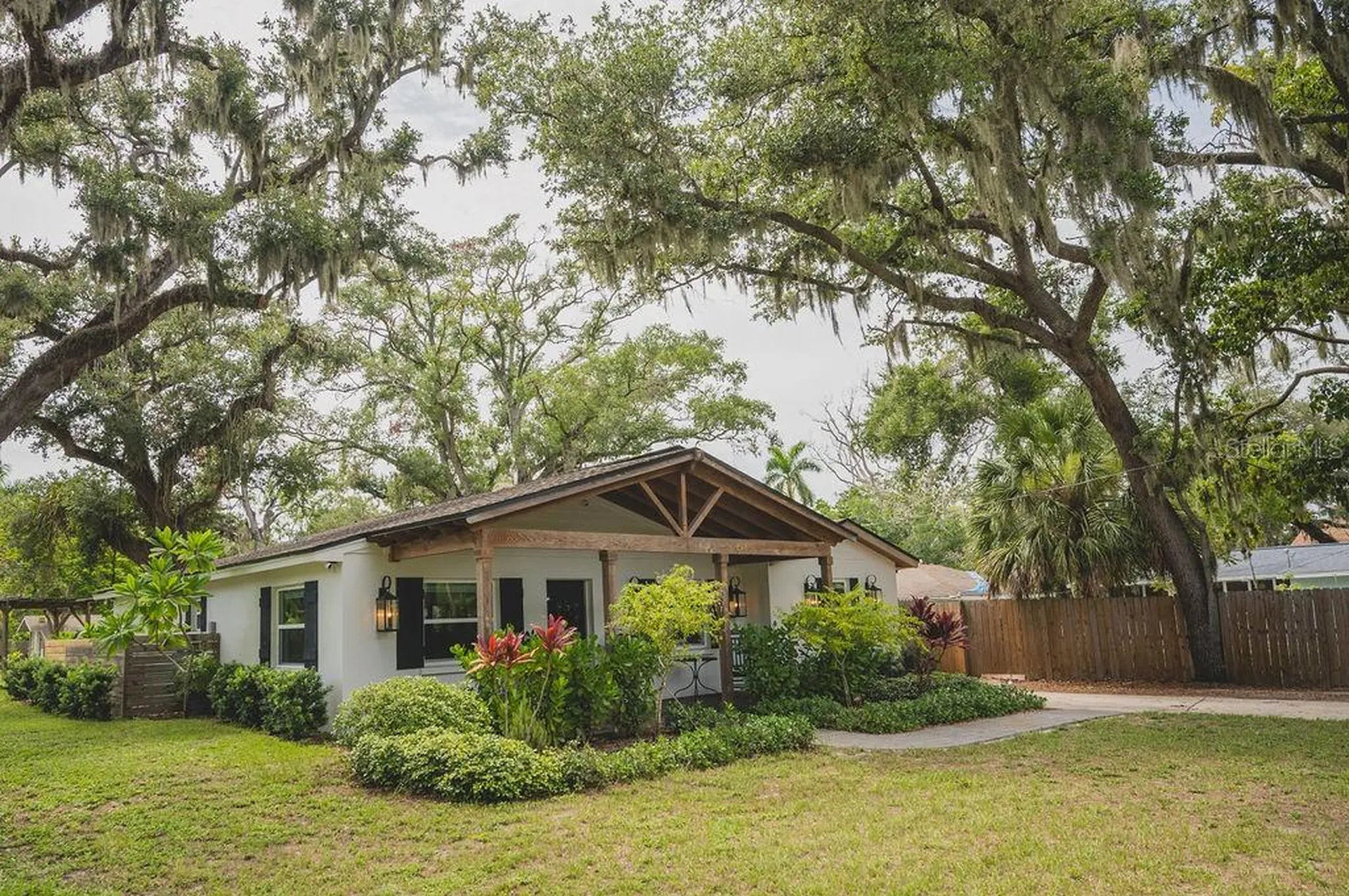 216 18th Street E Bradenton FL 34208