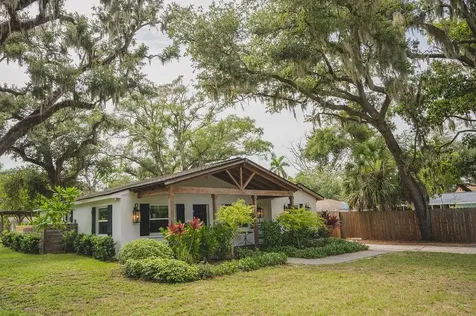 216 18th Street E Bradenton FL 34208