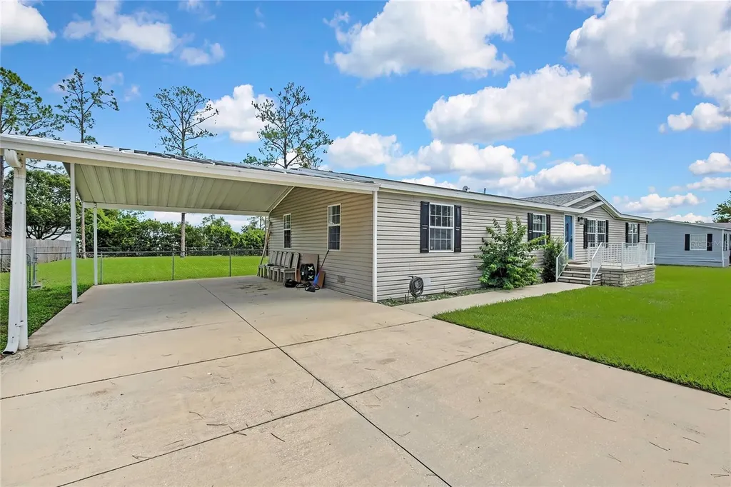 36125 White Fir Way Dade City FL 33525