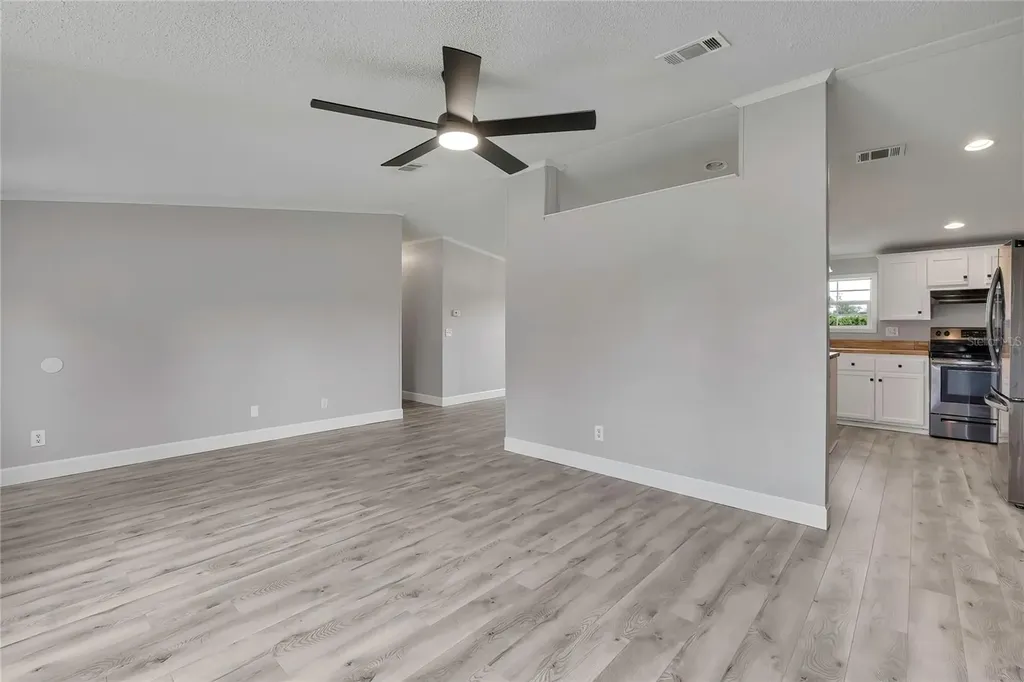 36125 White Fir Way Dade City FL 33525