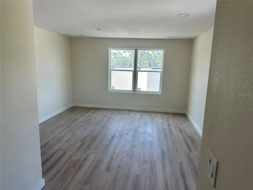 2142 5th Avenue N St Petersburg FL 33713
