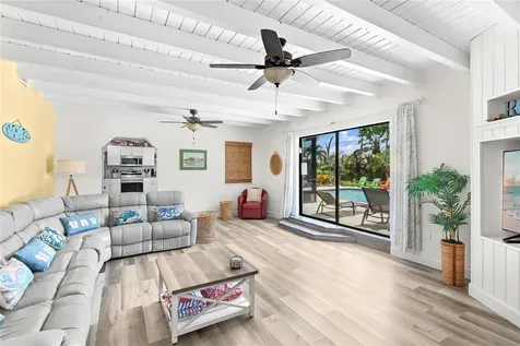 423 47 Street NW Bradenton FL 34209