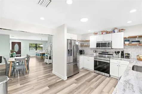423 47 Street NW Bradenton FL 34209