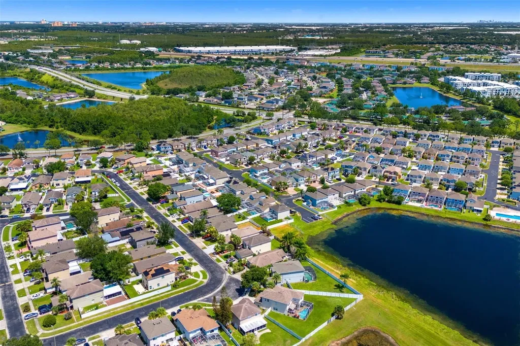 1304 Timberbend Circle Orlando FL 32824