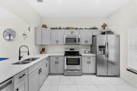 1304 Timberbend Circle Orlando FL 32824