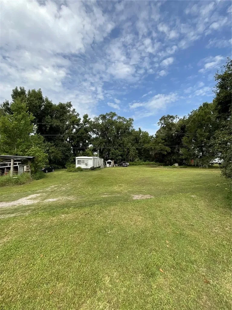 3406 Holloway Road Plant City FL 33567