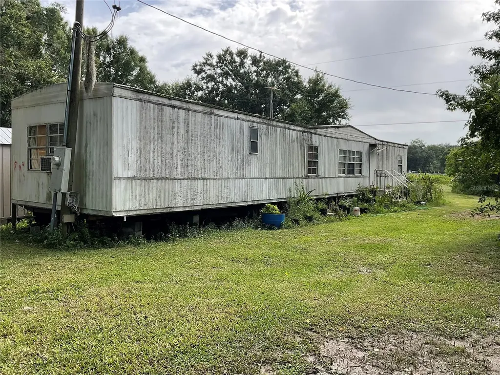 3406 Holloway Road Plant City FL 33567