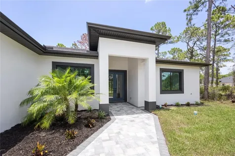5666 Granito Avenue North Port FL 34291