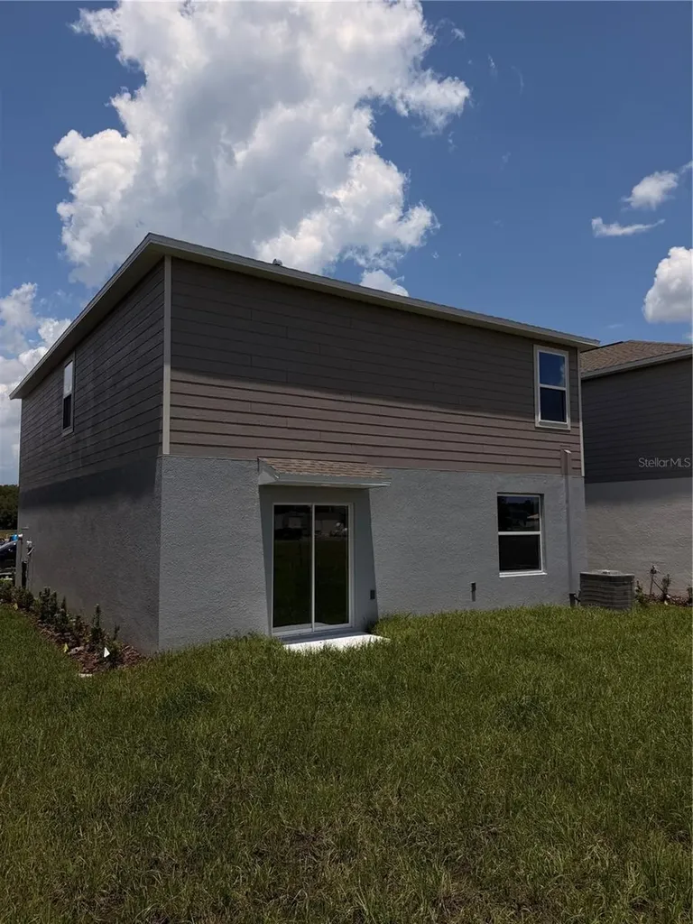 2470 Hallow Garden Road Eustis FL 32726