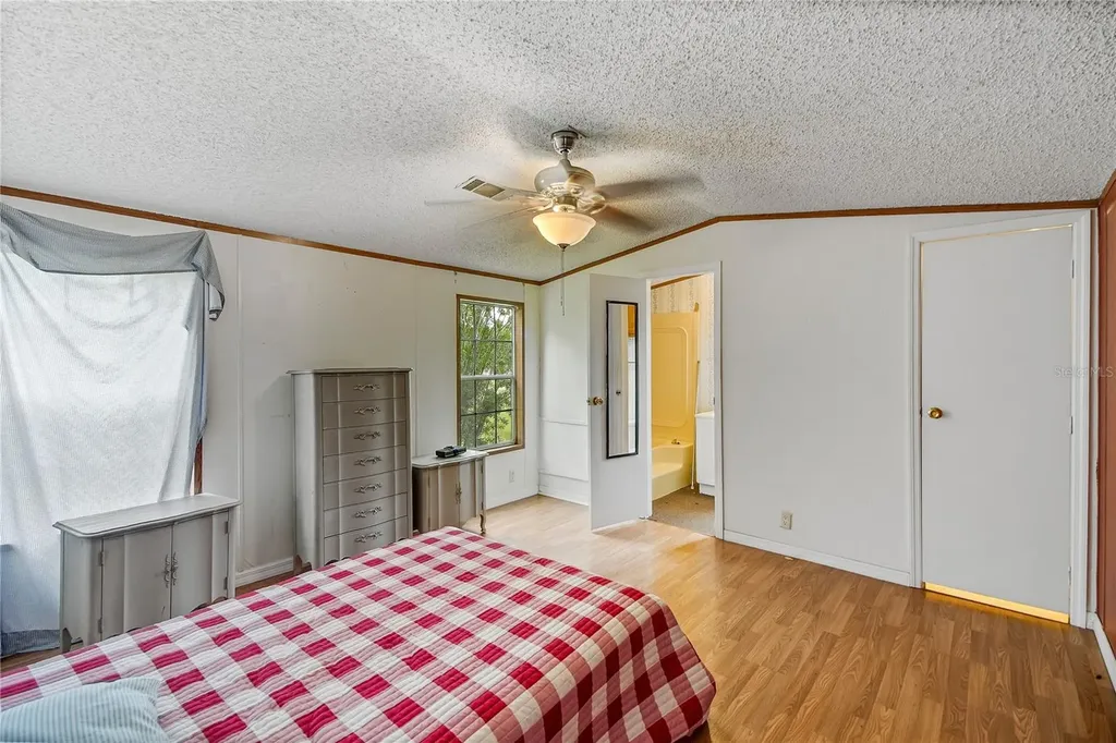7438 Cr 663 Bushnell FL 33513