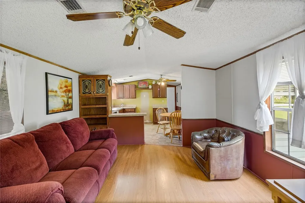 7438 Cr 663 Bushnell FL 33513