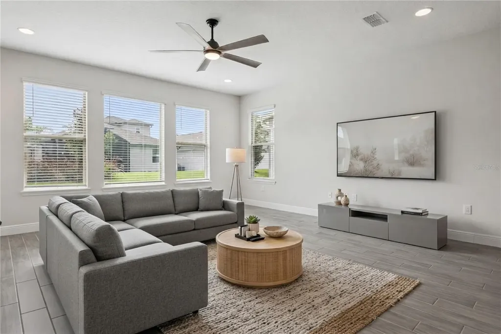 11031 Jackson Cove Winter Garden FL 34787