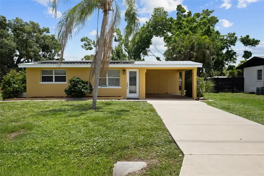 4065 Asbury Place Sarasota FL 34233