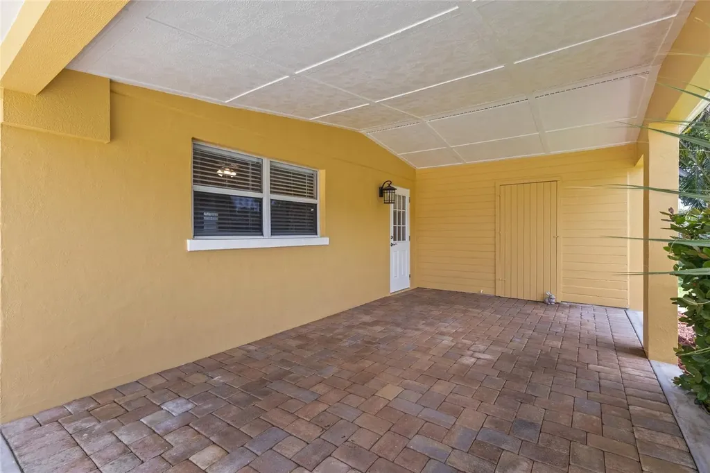 4065 Asbury Place Sarasota FL 34233
