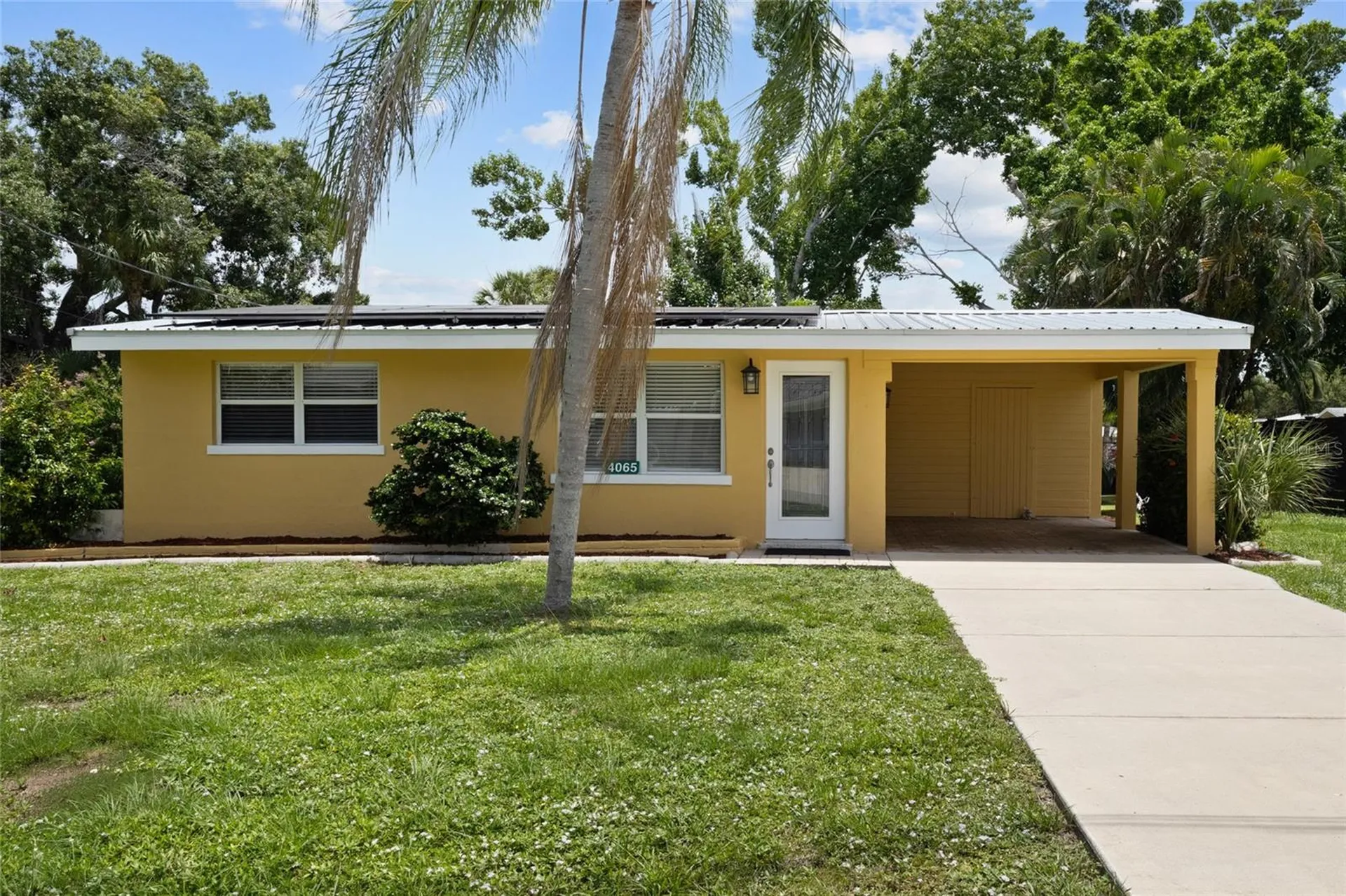 4065 Asbury Place Sarasota FL 34233