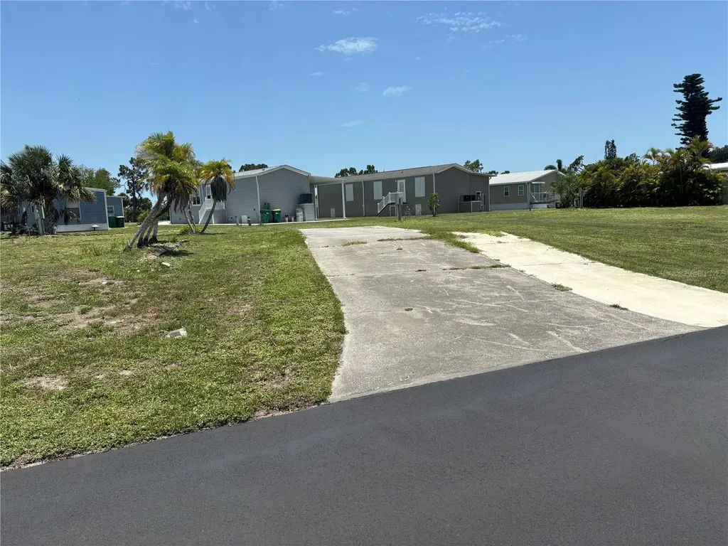 7471 Danvers Circle Port Charlotte FL 33981