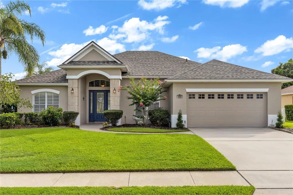 325 Hazeltine Drive Debary FL 32713