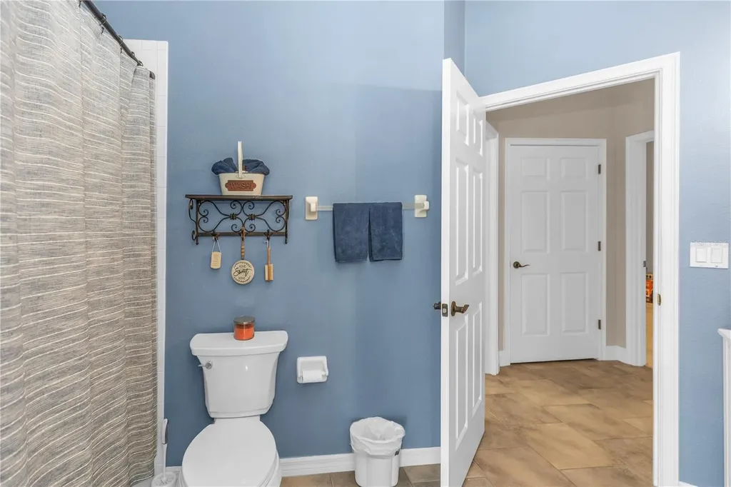 325 Hazeltine Drive Debary FL 32713