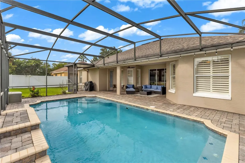325 Hazeltine Drive Debary FL 32713