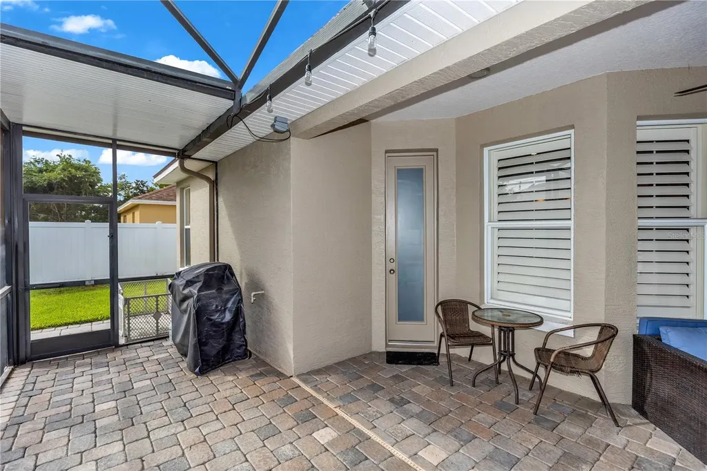 325 Hazeltine Drive Debary FL 32713