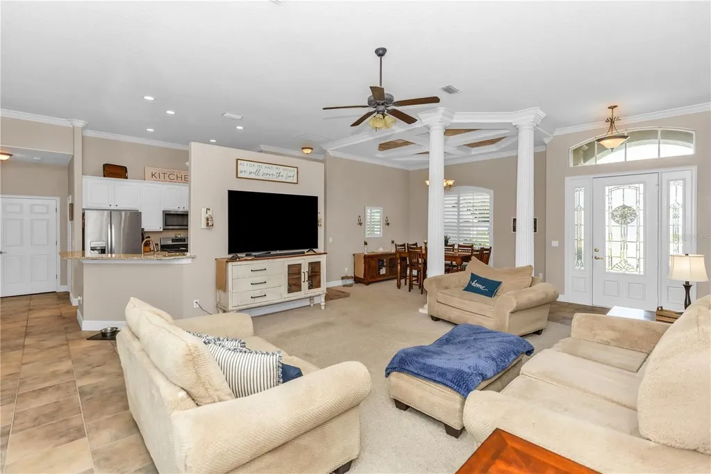 325 Hazeltine Drive Debary FL 32713