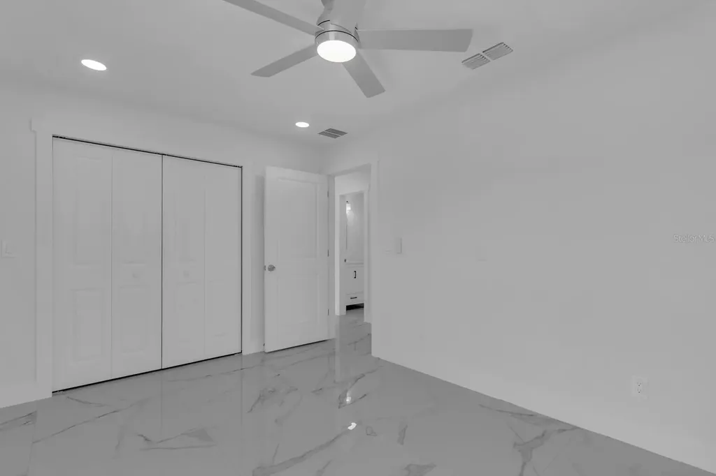 2322 Vincent Road Orlando FL 32817