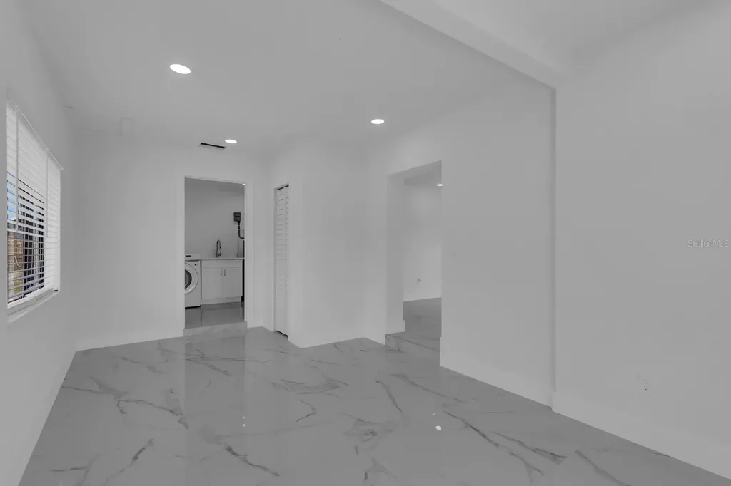 2322 Vincent Road Orlando FL 32817
