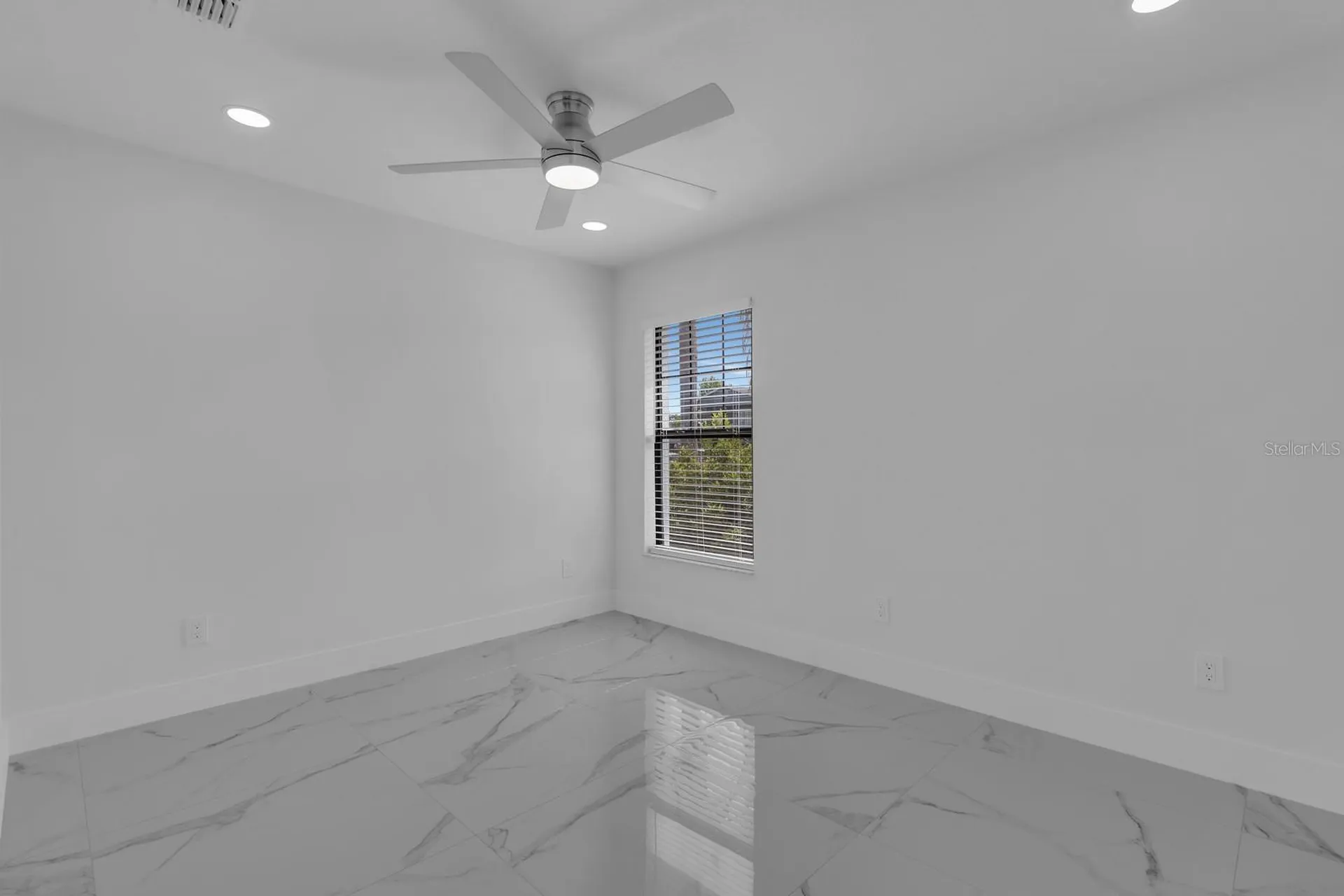 2322 Vincent Road Orlando FL 32817
