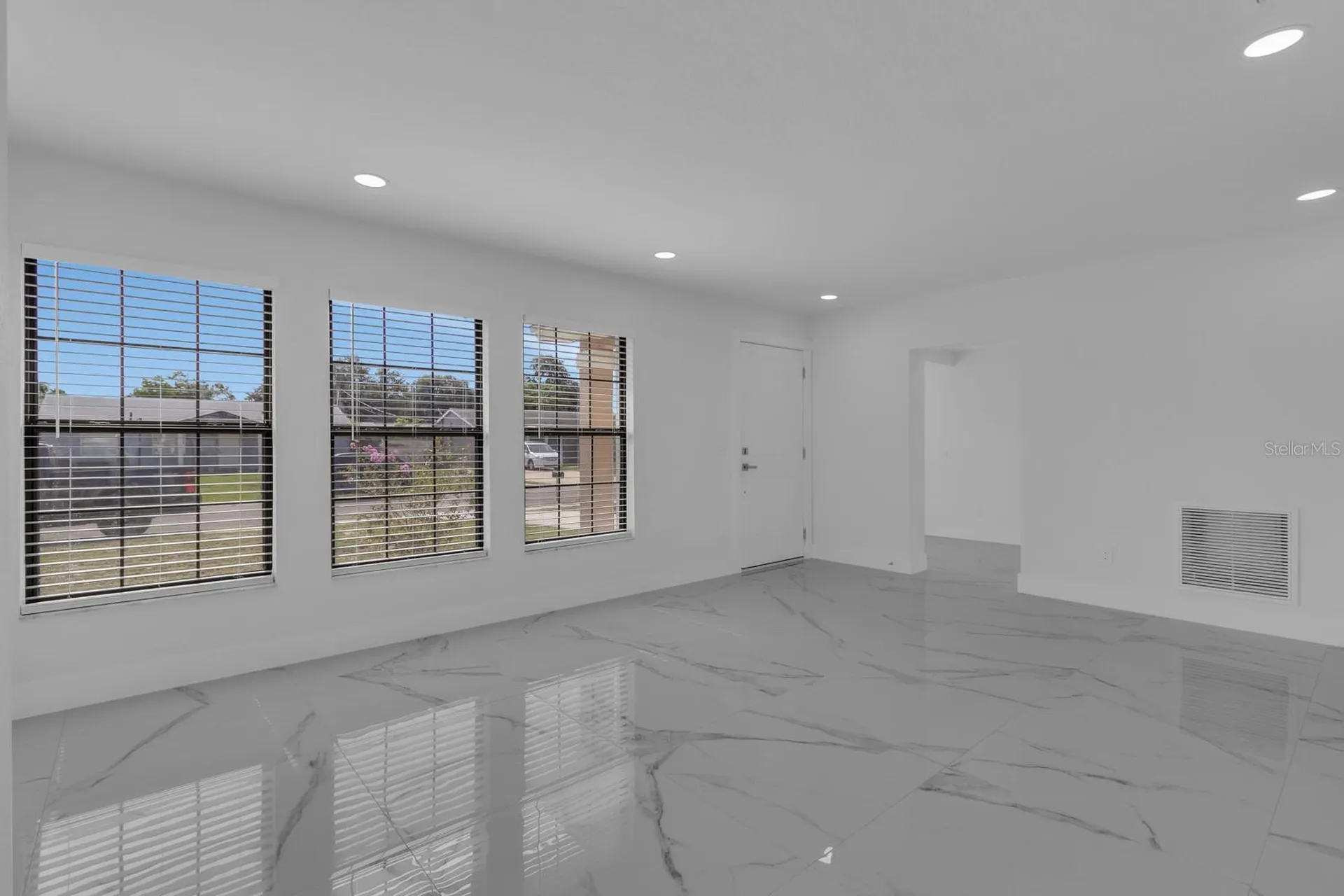 2322 Vincent Road Orlando FL 32817