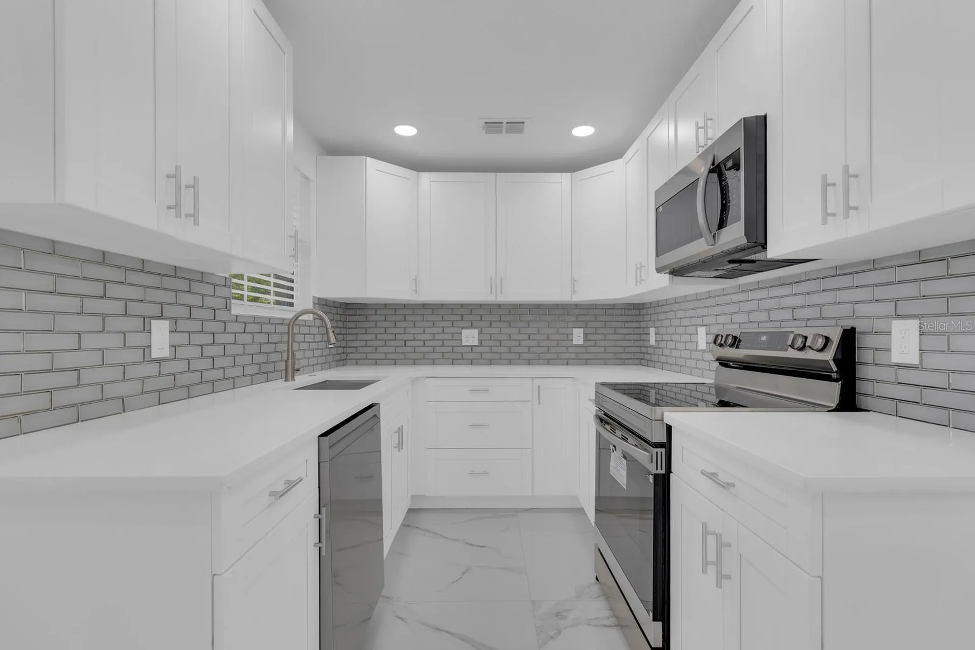 2322 Vincent Road Orlando FL 32817