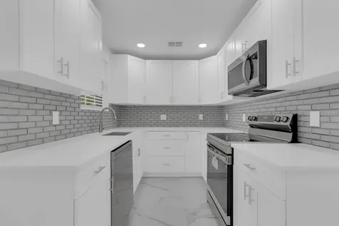 2322 Vincent Road Orlando FL 32817