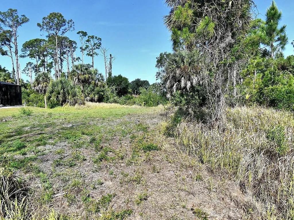 Dennis Street North Port FL 34286