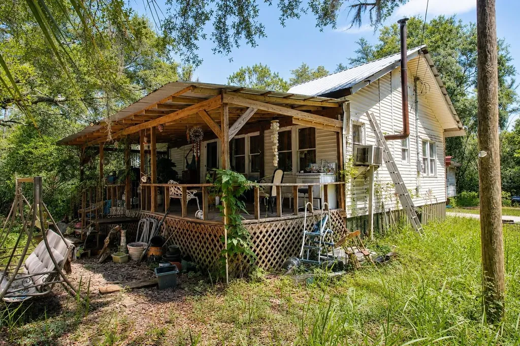 39 NE 526th Street Old Town FL 32680