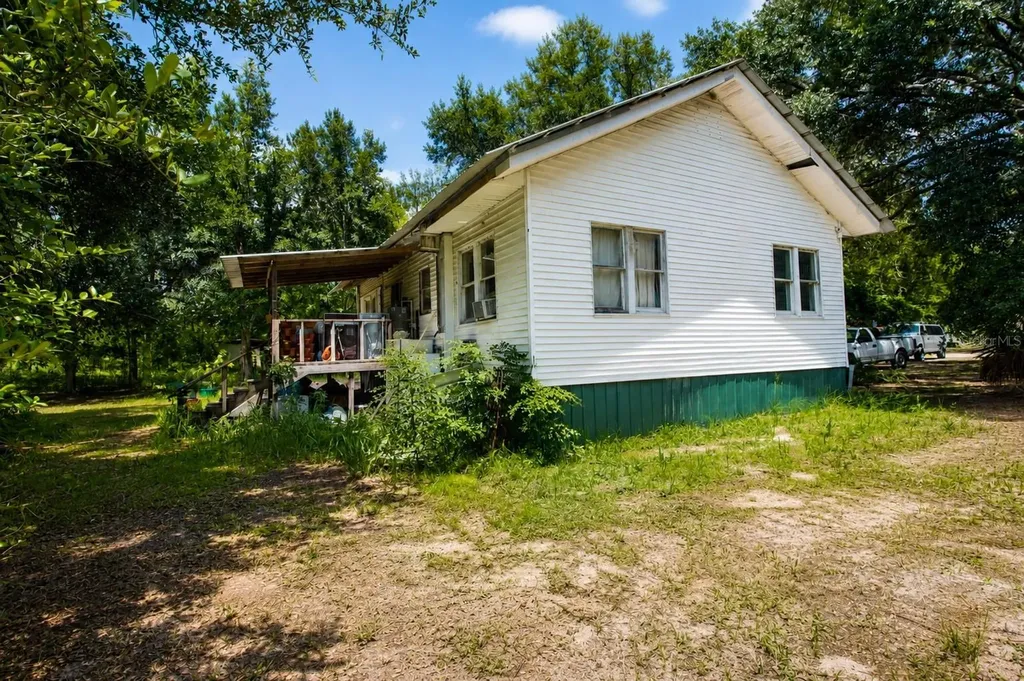 39 NE 526th Street Old Town FL 32680