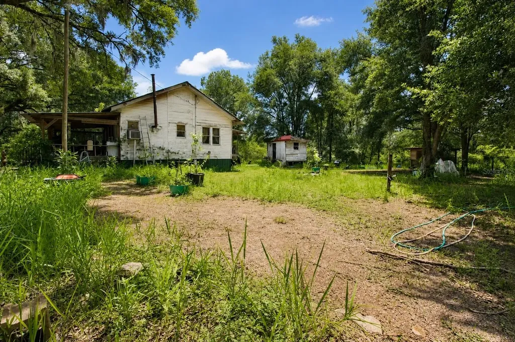 39 NE 526th Street Old Town FL 32680