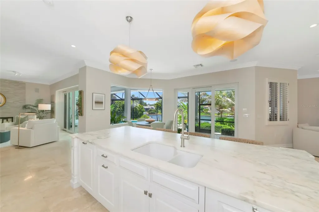 7631 Cove Terrace Sarasota FL 34231
