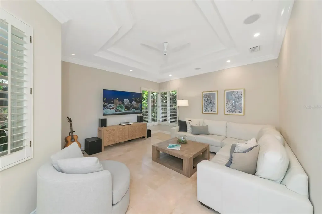 7631 Cove Terrace Sarasota FL 34231